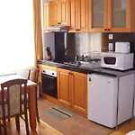 Four Leaf Clover To Rent Hotel apartamentowy 3*