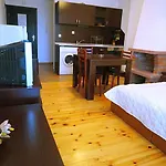 Four Leaf Clover To Rent Hotel apartamentowy