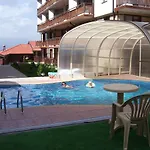 Four Leaf Clover To Rent Aparthotel 3*