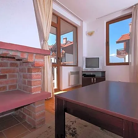 Hotel apartamentowy Four Leaf Clover To Rent 3*