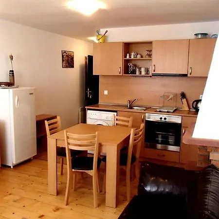 Four Leaf Clover To Rent バンスコ