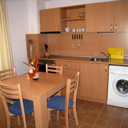 Four Leaf Clover To Rent Aparthotel Bansko