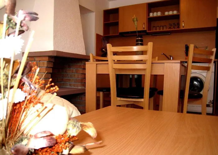 Four Leaf Clover To Rent Aparthotel Bansko